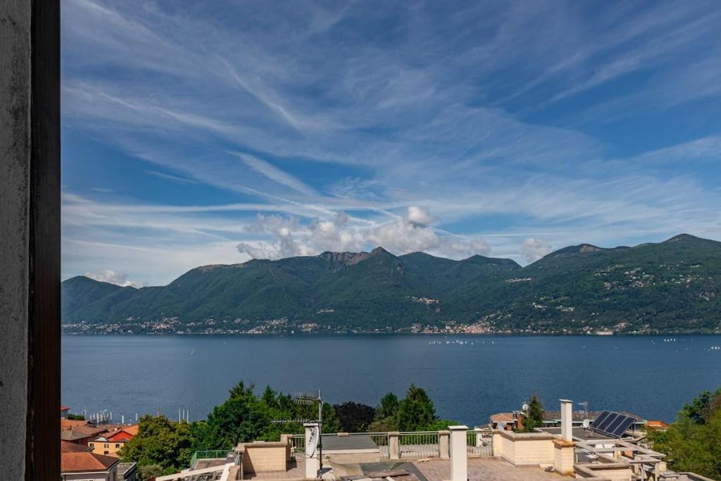 Appartamento Vista Lago Luino Bagian luar foto