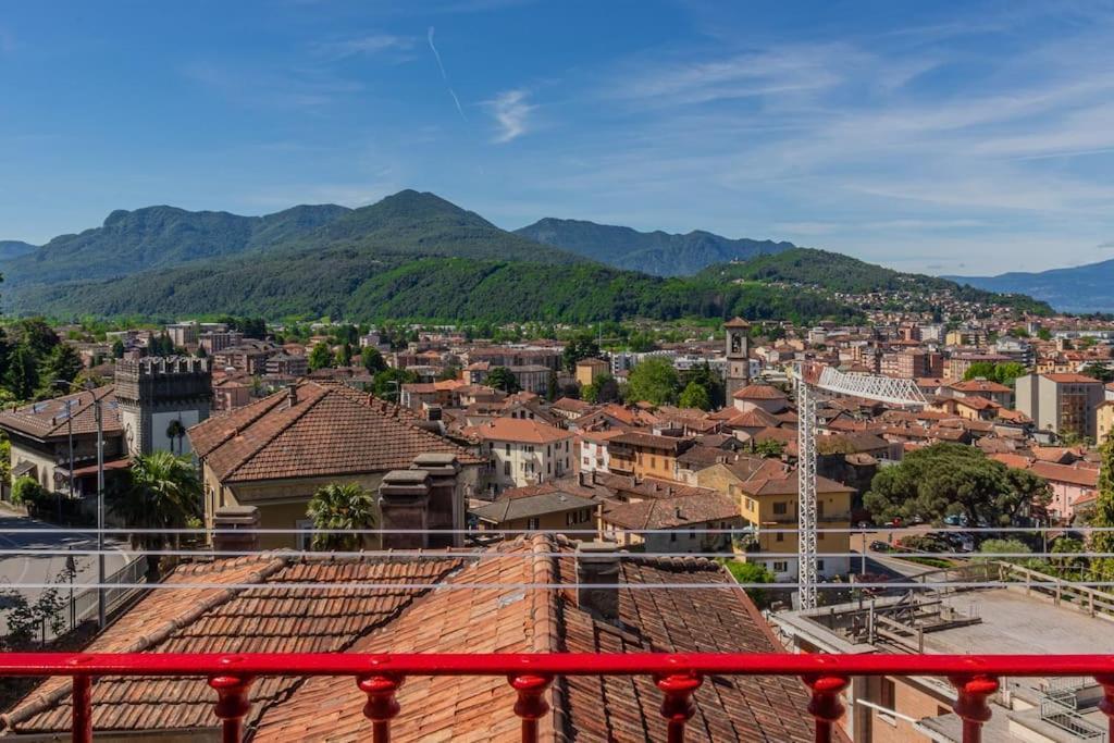 Appartamento Vista Lago Luino Bagian luar foto